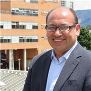 Profesor informática experiencia SENA y universidades con Jóvenes y adultos mayores